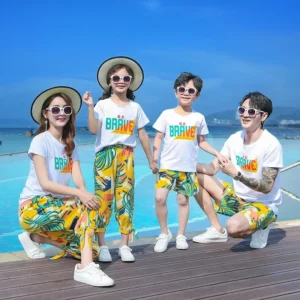 Summer Beach Vacation Family Matching Set Mom Daughter Sleeve T-Shirt Cropped Pants Kids Clothes Outfit Whole Family Look Short
