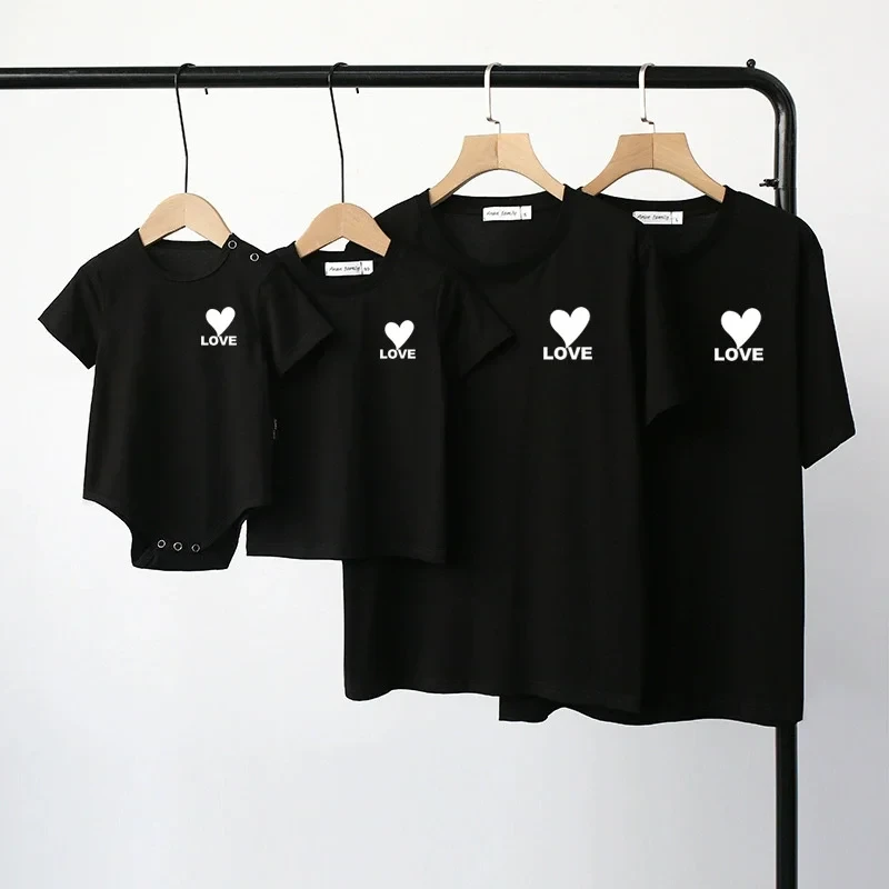 Summer Family Matching Suits Mother Daughter Love T-Shirt Dad Son Short Sleeve Blouse Parent-Child Top Baby Girls Boys Clothes