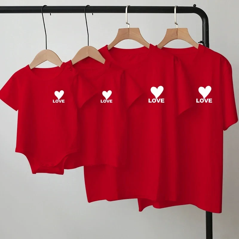 Summer Family Matching Suits Mother Daughter Love T-Shirt Dad Son Short Sleeve Blouse Parent-Child Top Baby Girls Boys Clothes